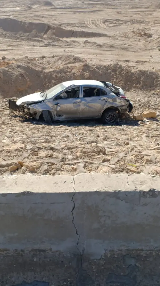 السيارات المتضررة في حادث الاسماعيلية